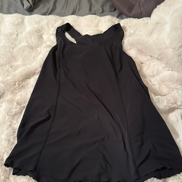 lululemon athletica Tops - Size 8